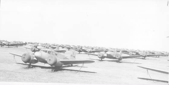 HicksField_AT-17s.jpg